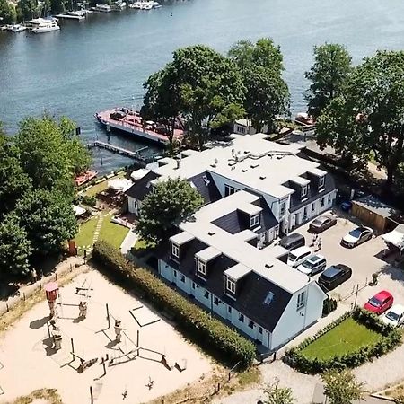 Hotel Himmel Und Havel Berlim Exterior foto