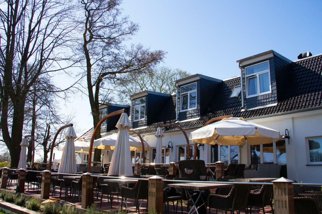 Hotel Himmel Und Havel Berlim Exterior foto